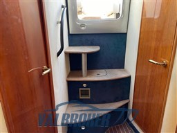 Cranchi Endurance 41 interni (11)