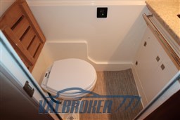 Monterey 415 interni valbroker (39)