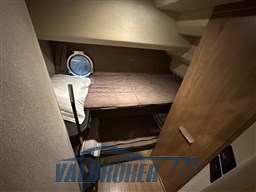 Sessa F 54 interni (11)