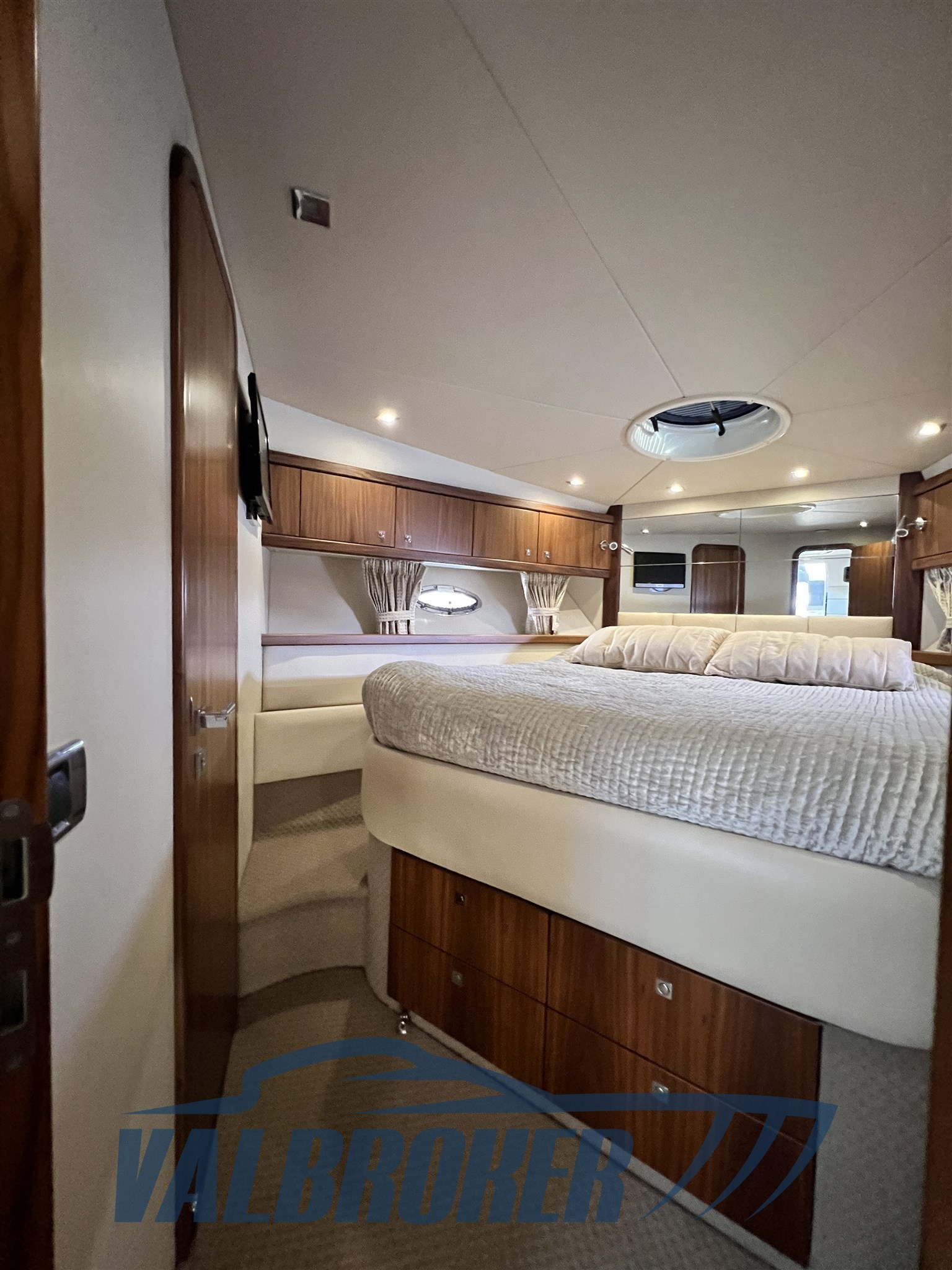 Sunseeker Portofino 47 2009 valbroker (68)