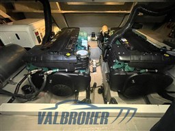 Sunseeker Portofino 47 2009 valbroker (42)