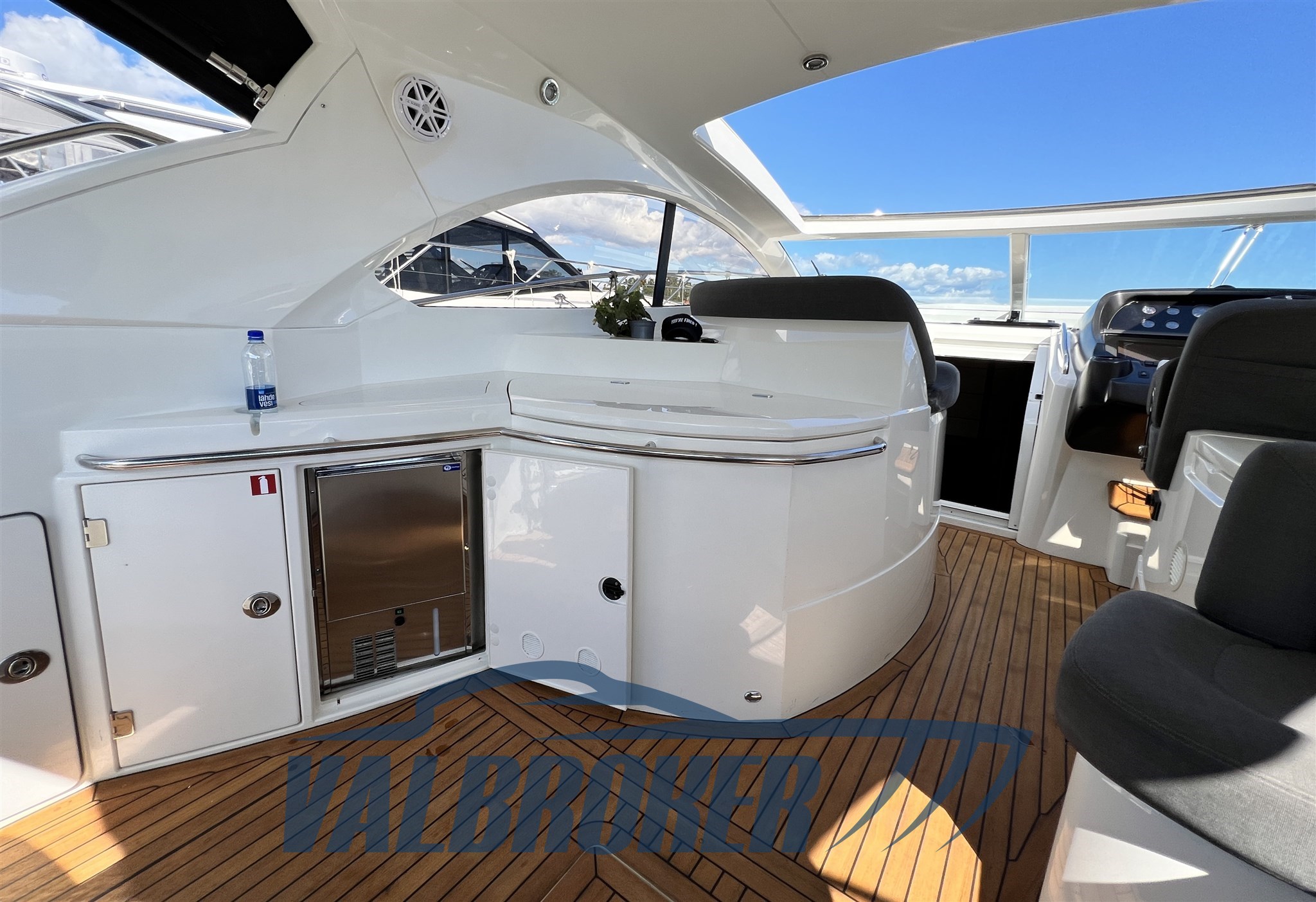 Sunseeker Portofino 47 2009 valbroker (48)