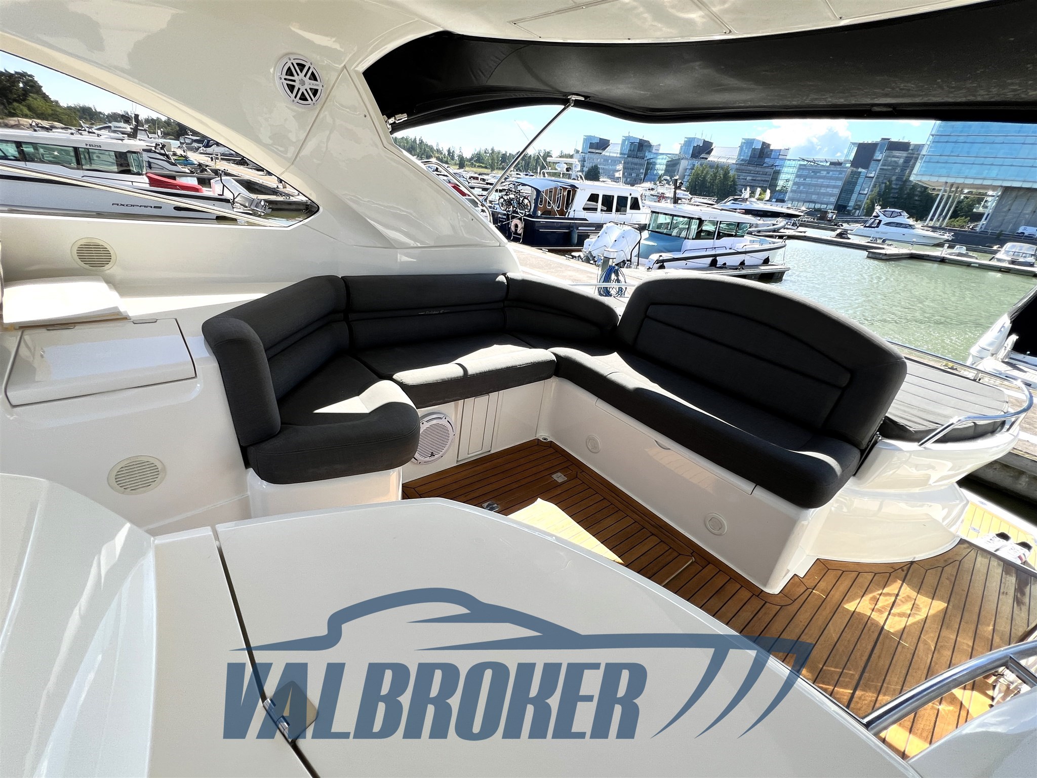 Sunseeker Portofino 47 2009 valbroker (53)