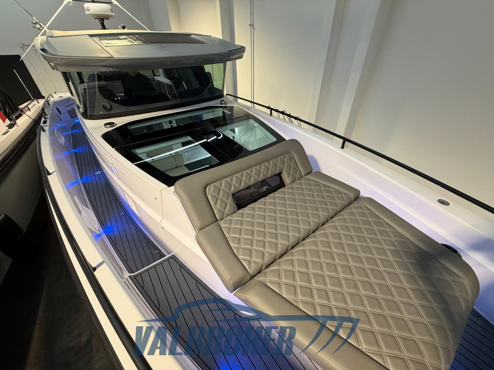 Axopar 37 XC 2020 (8)