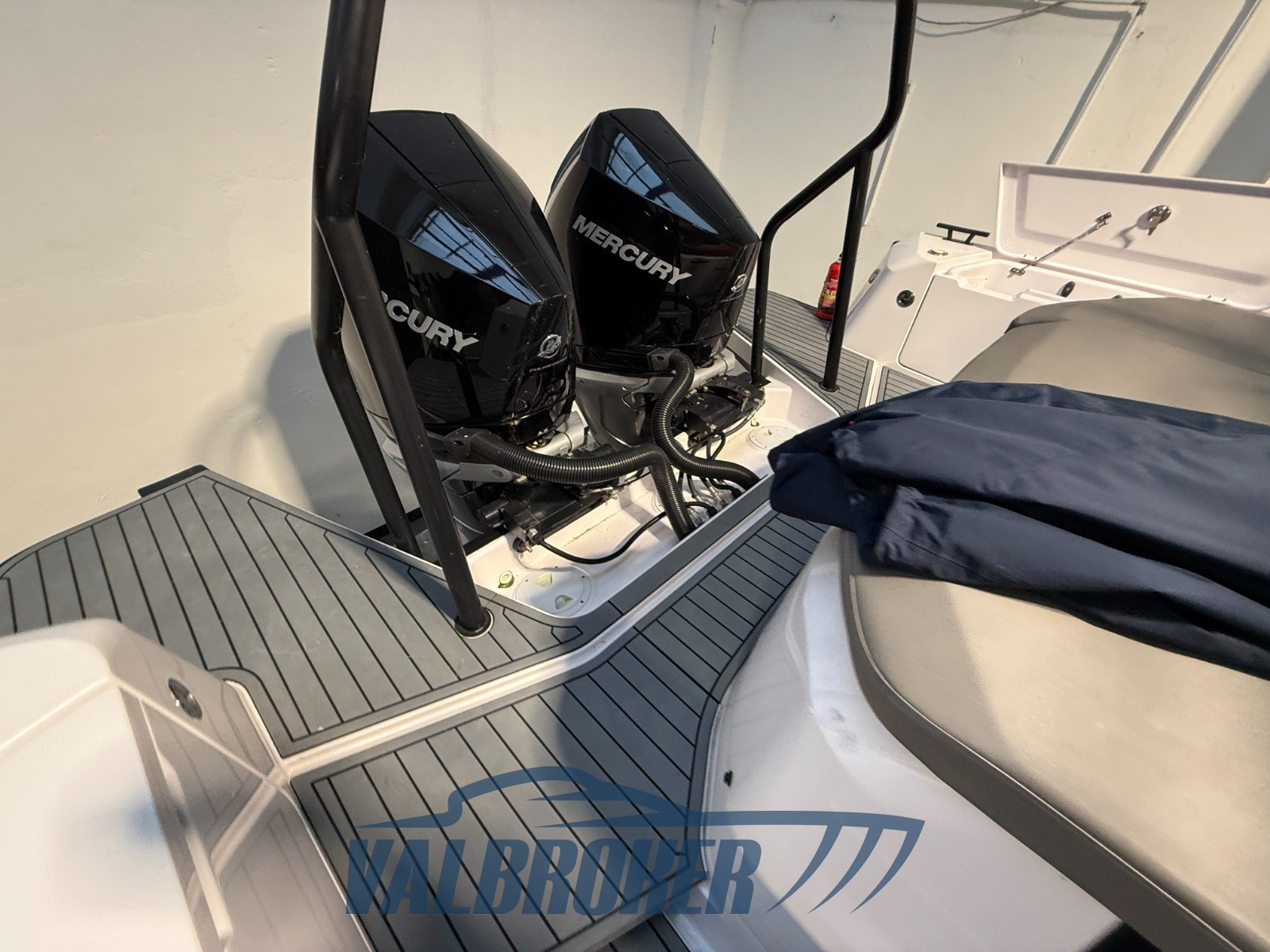 Axopar 37 XC 2020 (12)