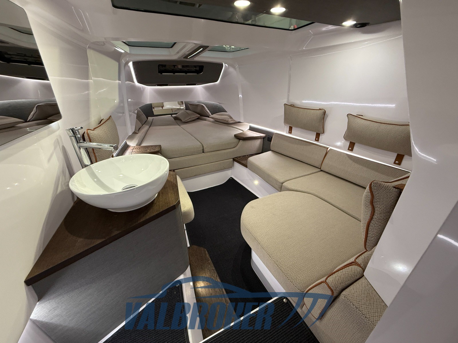 Axopar 37 XC 2020 (14)