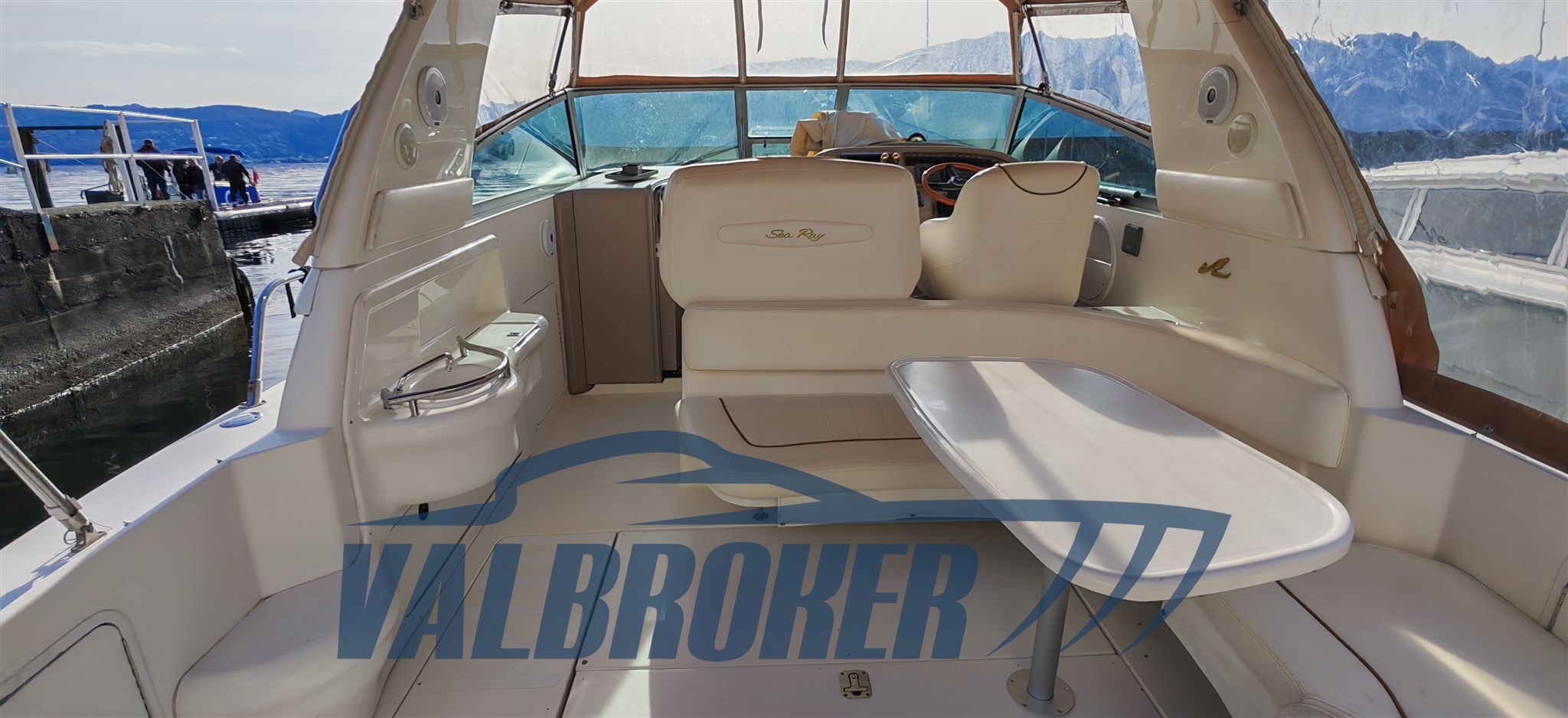 Sea ray 310 esterni (27)