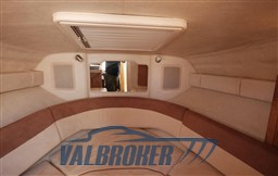 Sea Ray 255 Sundancer (32)