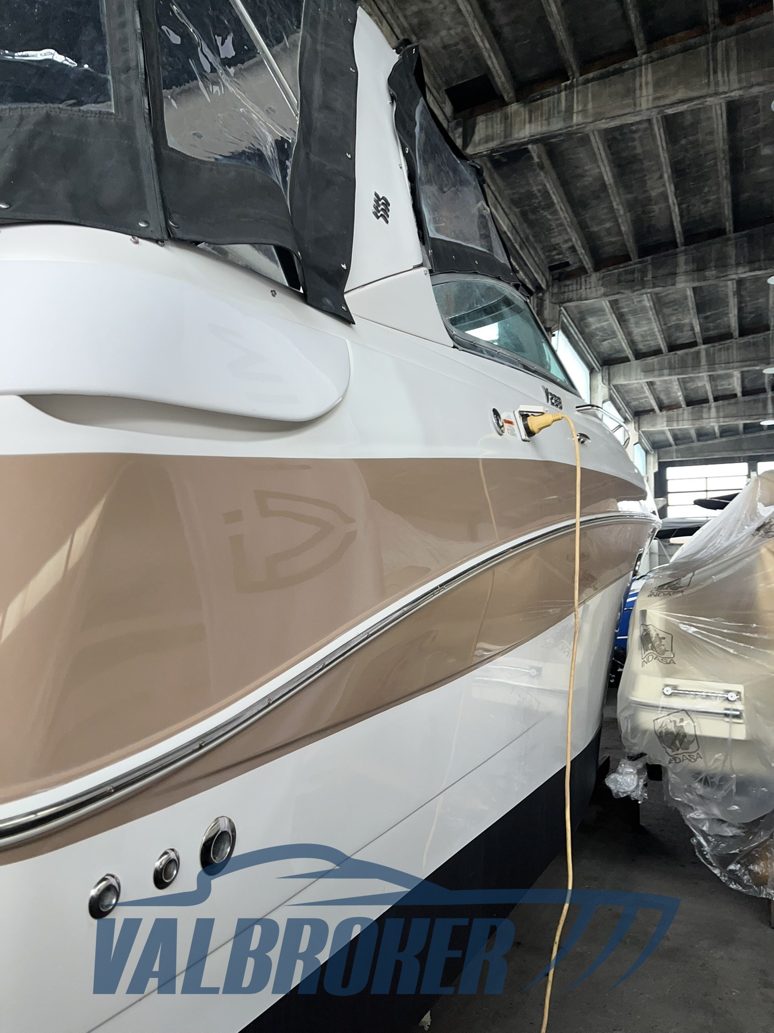 Four Winns 288 foto 2026 (65)