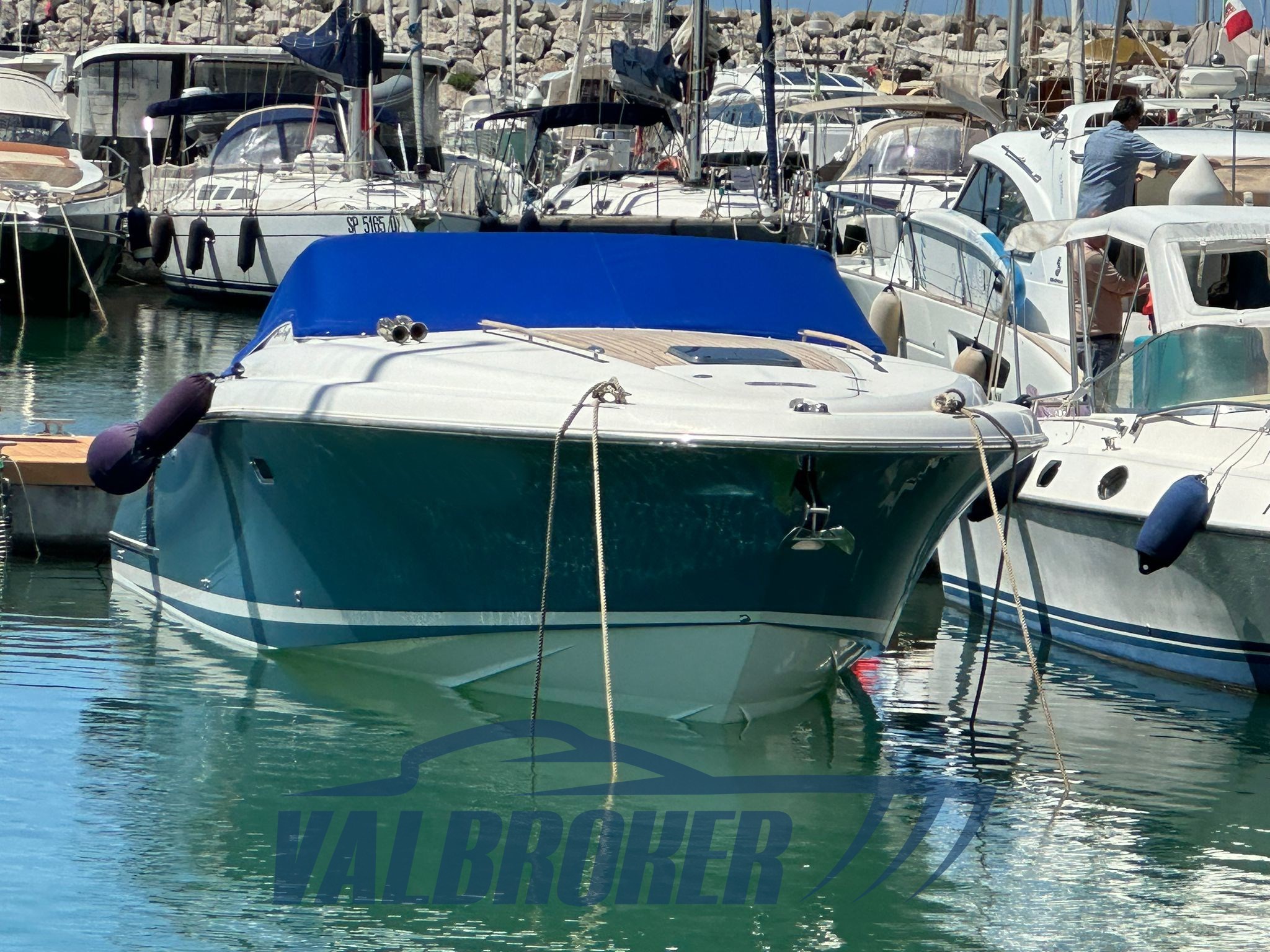 Chris Craft Corsair 36 (10)