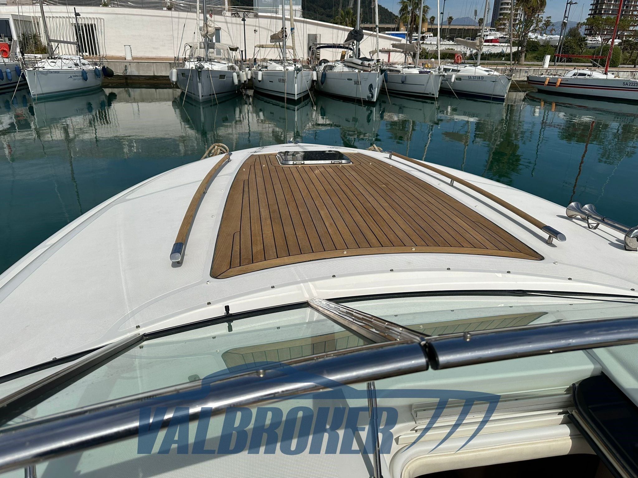 Chris Craft Corsair 36 (12)