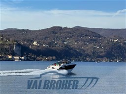 Windy 23 Grand Zonda lago maggiore (7)