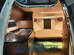 Windy 23 Grand Zonda lago maggiore (1)