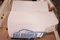 Invictus 280 GT Valbroker (32)