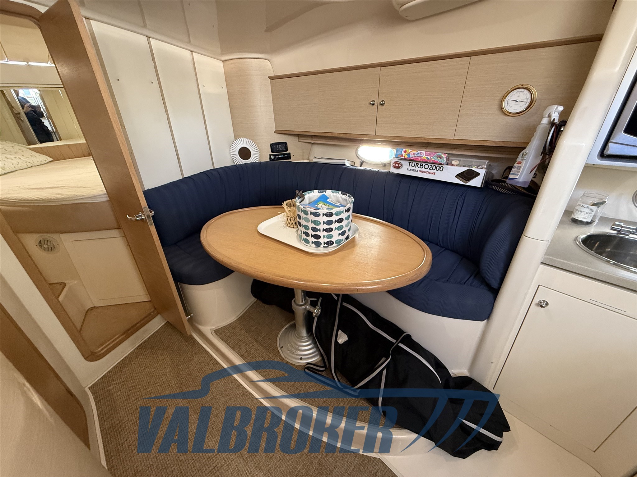 Sessa c 35 2006 interni (3)