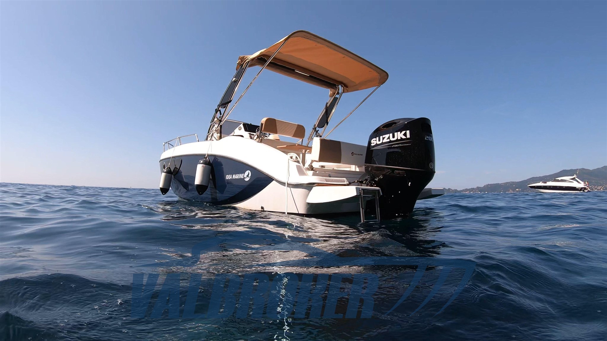idea Marine 70.2 esterni (1)