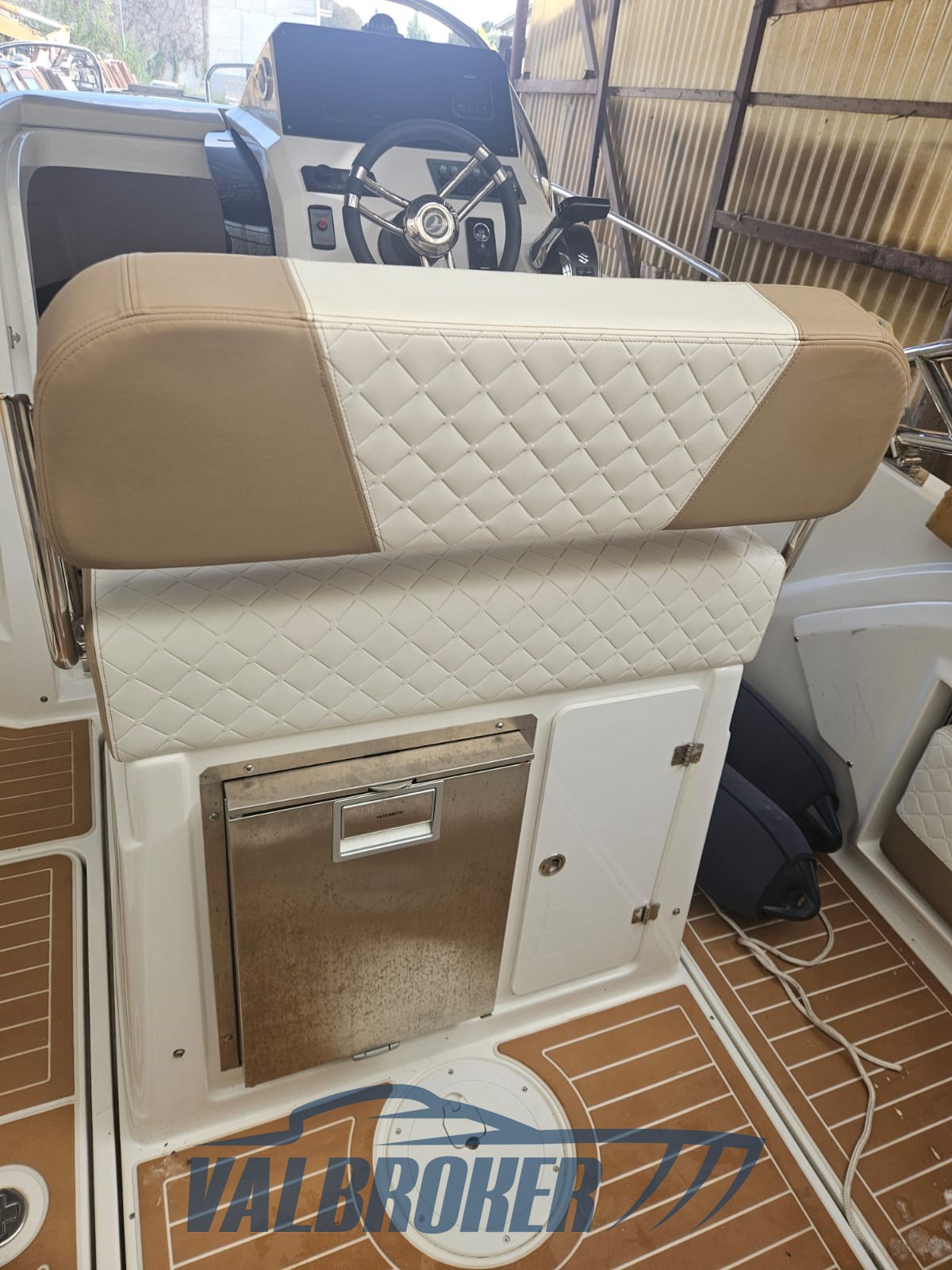 idea Marine 70.2 esterni (24)