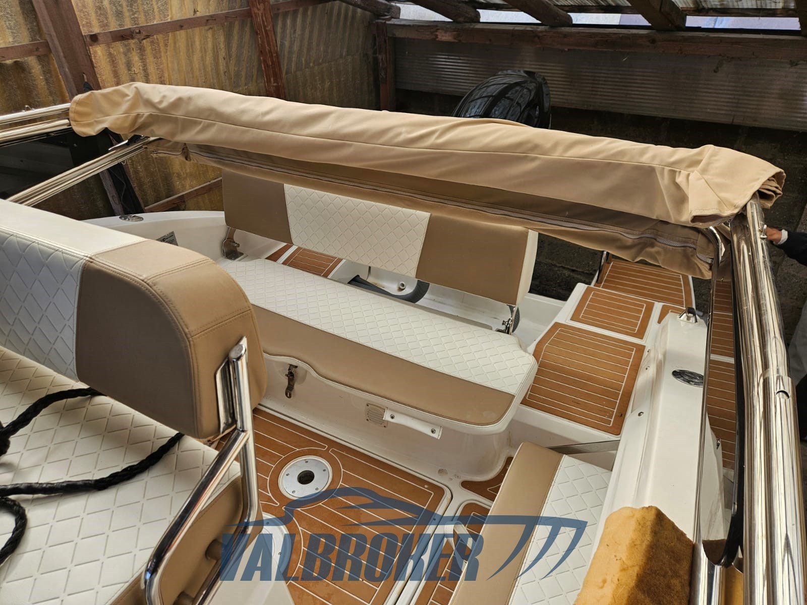 idea Marine 70.2 esterni (15)