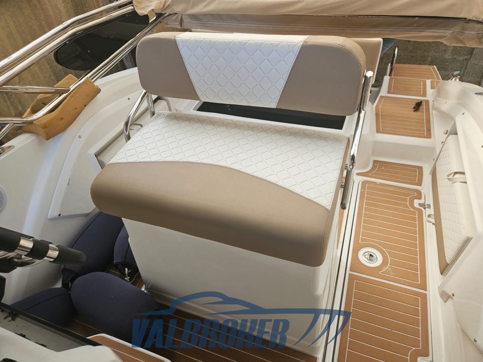 idea Marine 70.2 esterni (22)