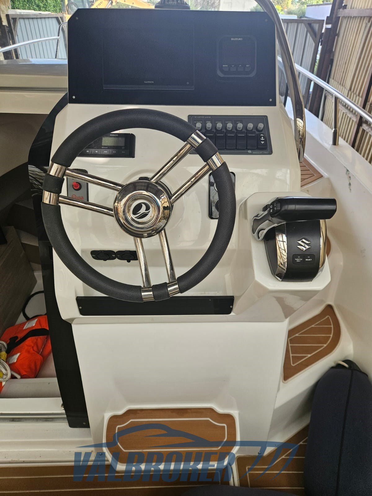 idea Marine 70.2 esterni (23)