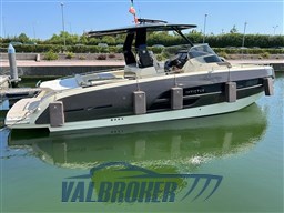 Invictus GT 320 (12)