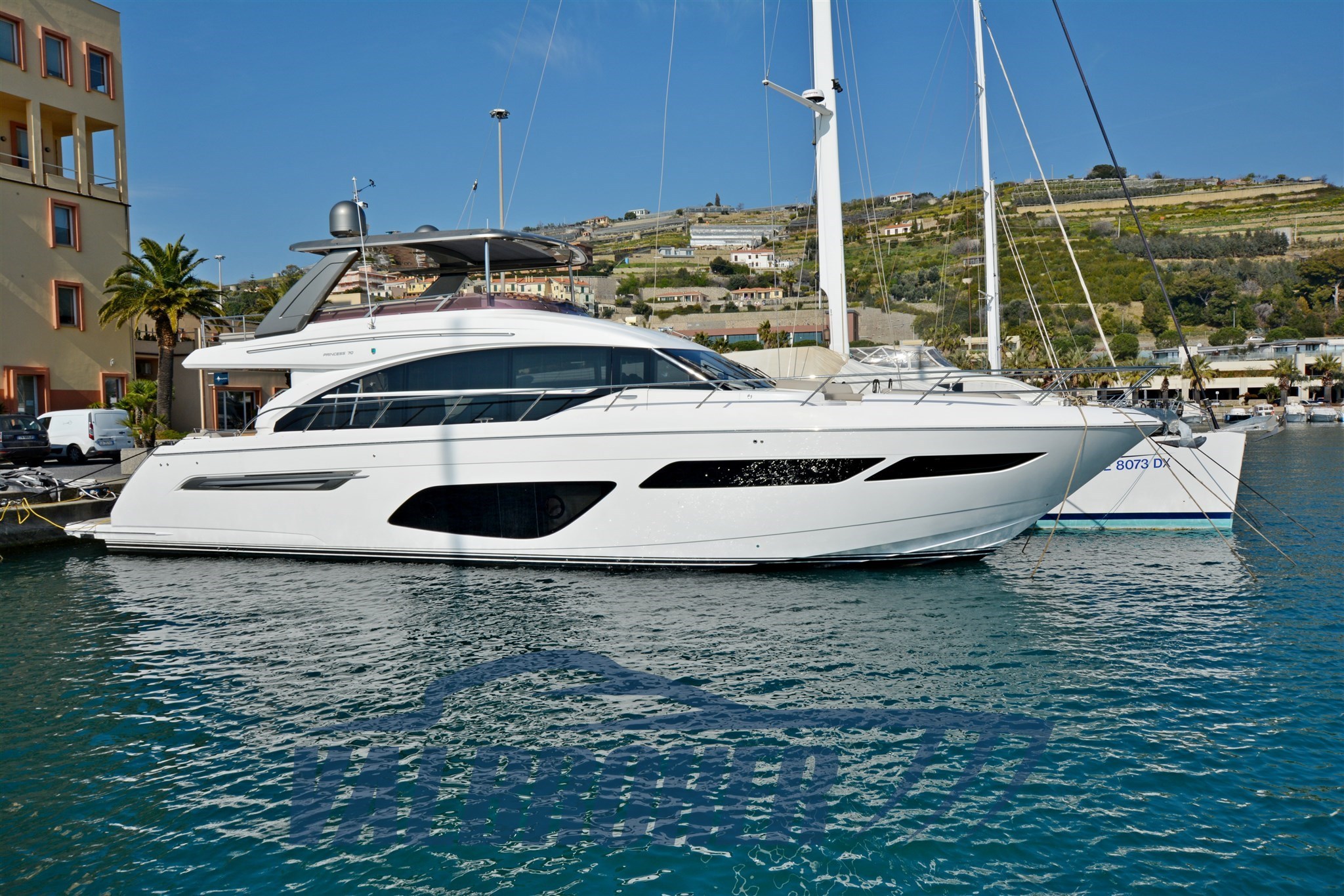 Princess F70 (1)