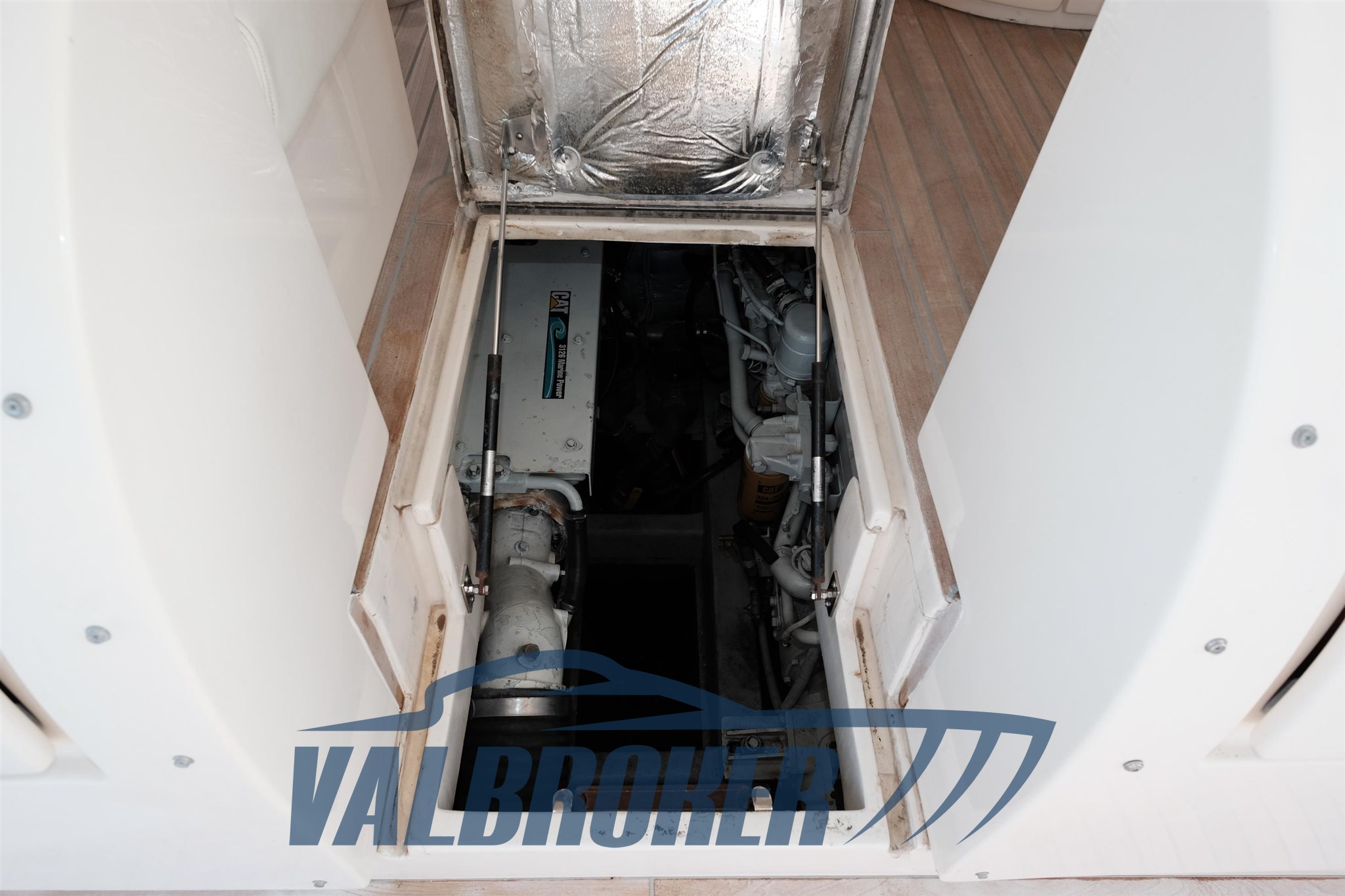 Cayman 43 foto tecniche valbroker (14)