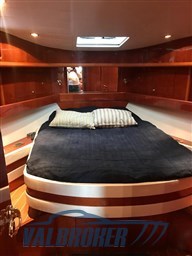 Cayman 43 Valbroker (39)