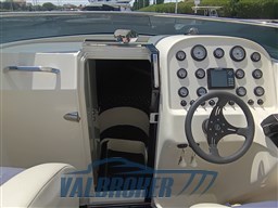Performance 807 esterni (4)