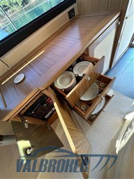 Azimut Magellano 43 interni (9)