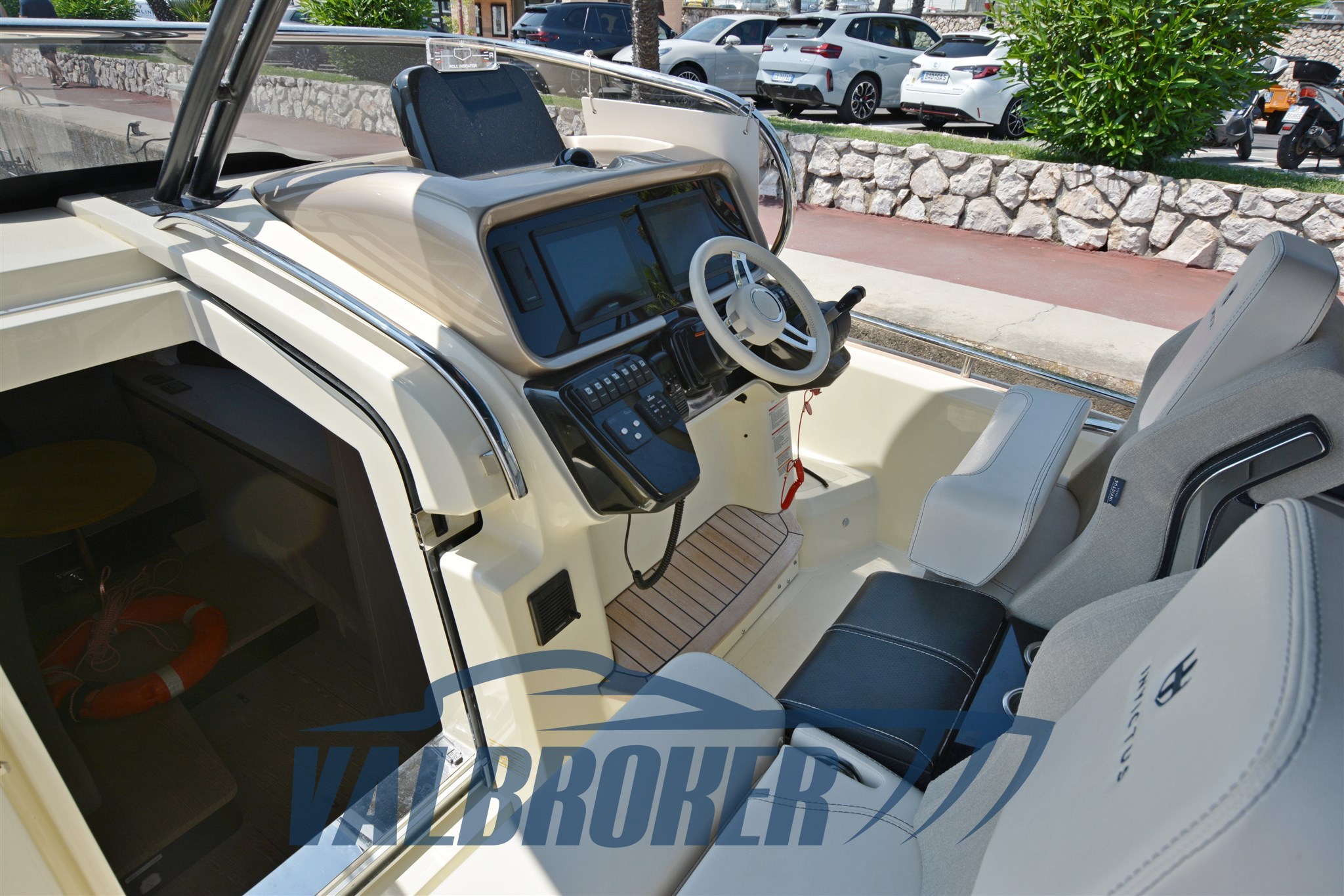 invictus gt 320 (1)