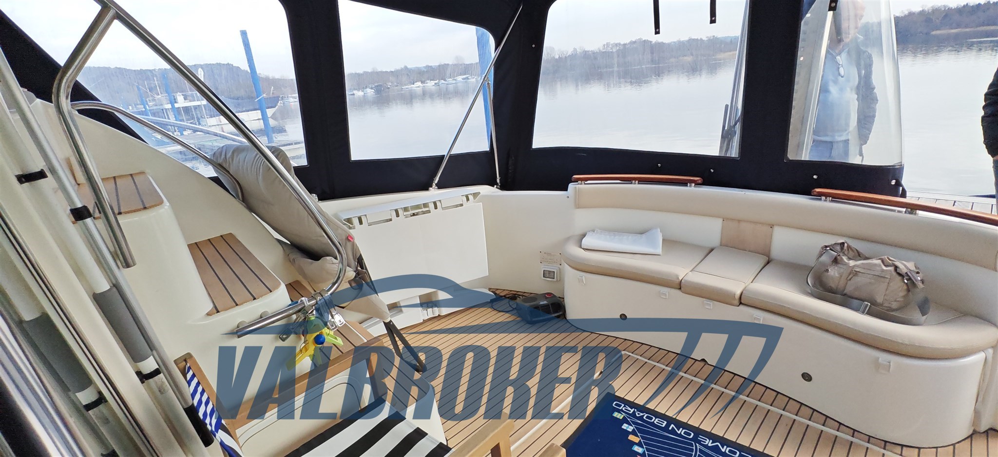 Jeanneau 42 fly lago maggiore (52)