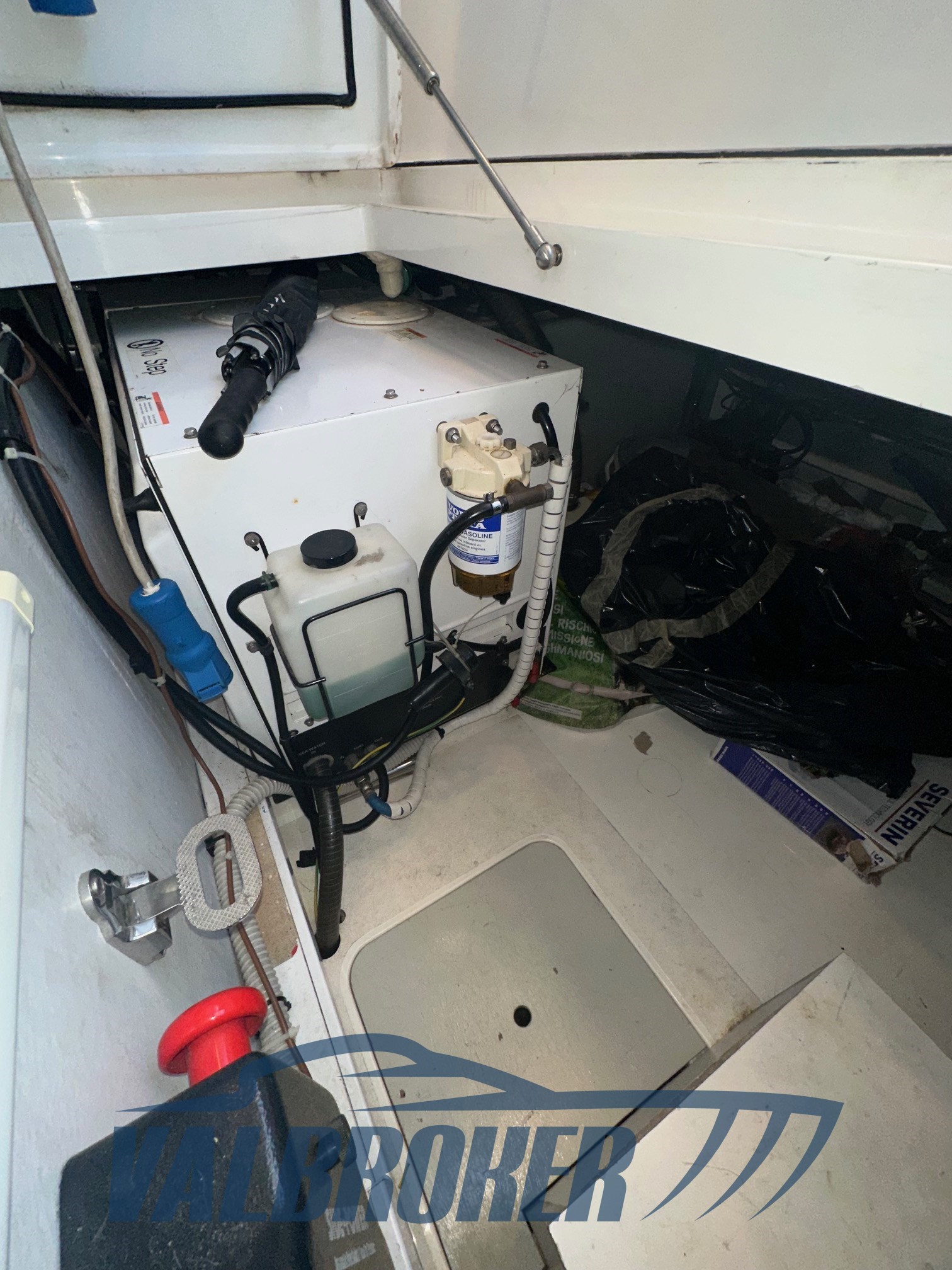 Fairline Phantom 40 tecniche (1)