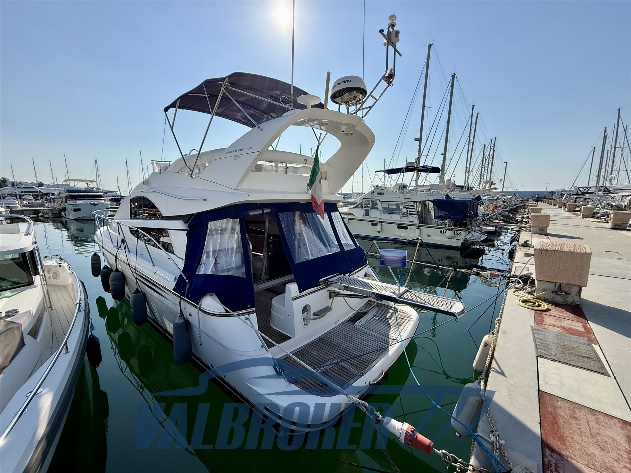 Fairline Phantom 40 Liguria (6)
