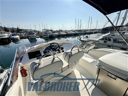 Fairline Phantom 40 Liguria (18)