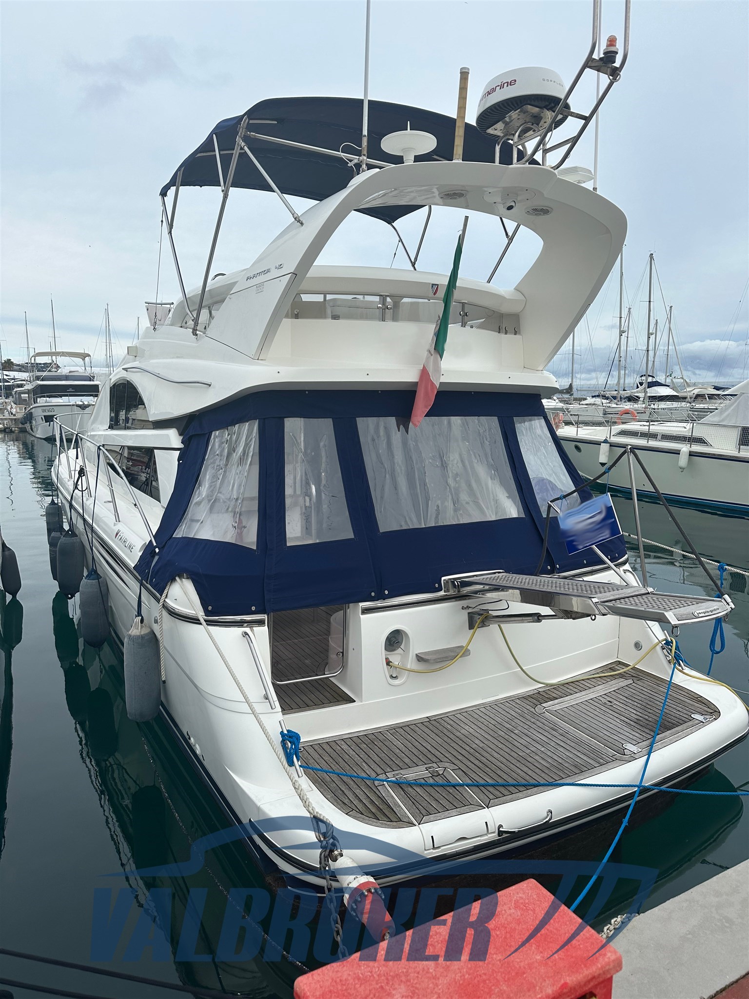 Fairline Phantom 40 (2)