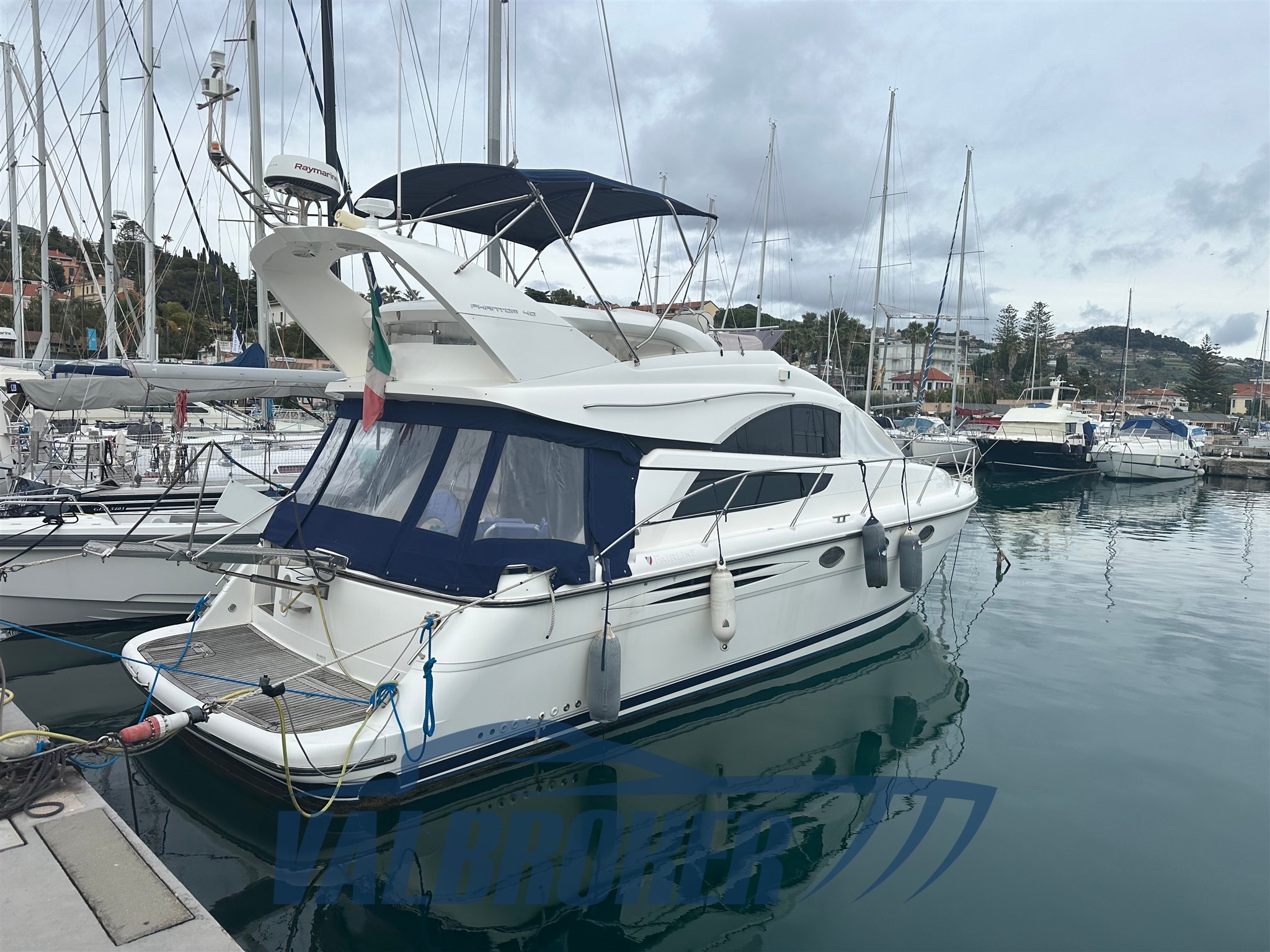Fairline Phantom 40 (3)