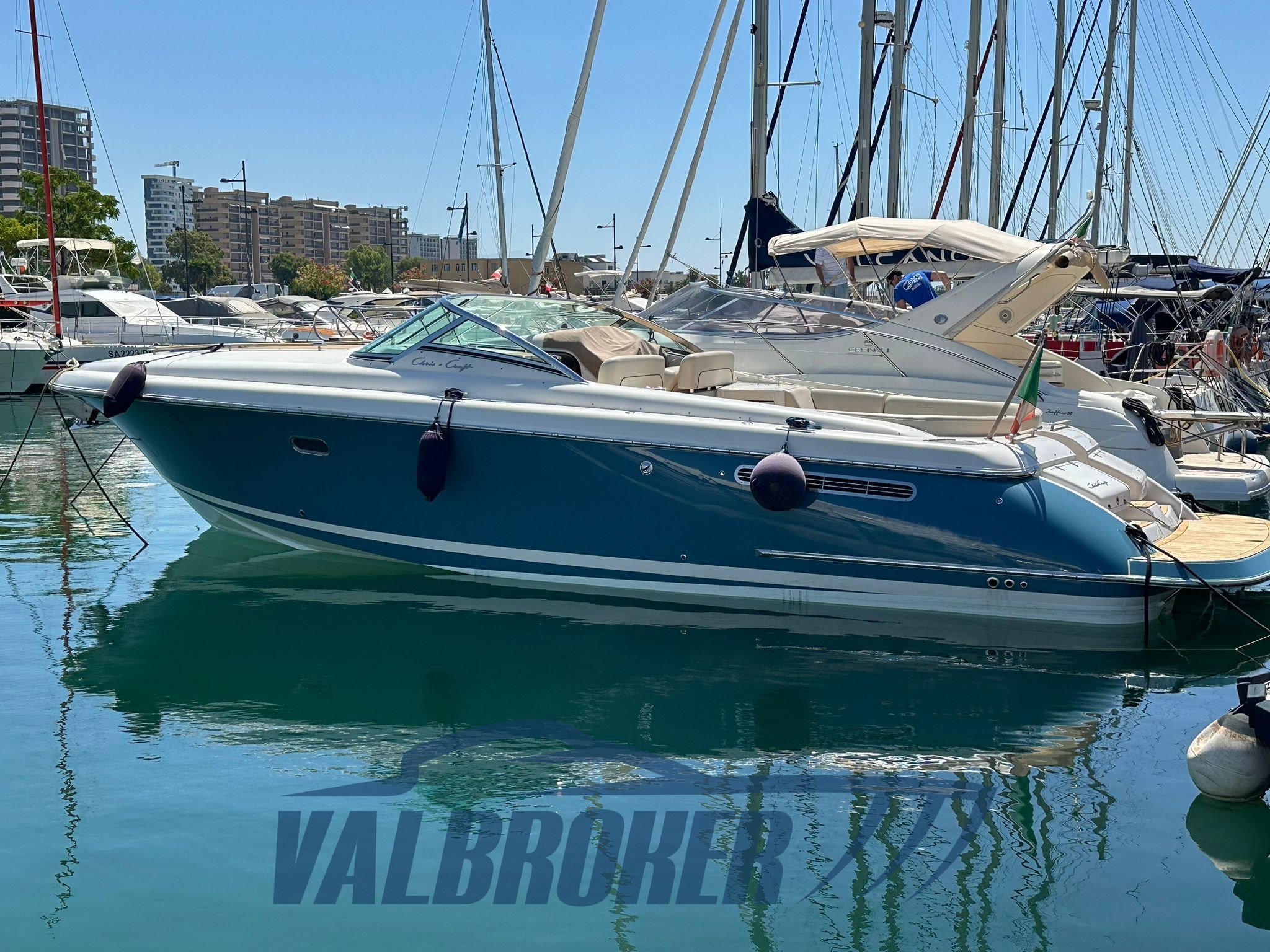 Chris Craft Corsair 36 (8)