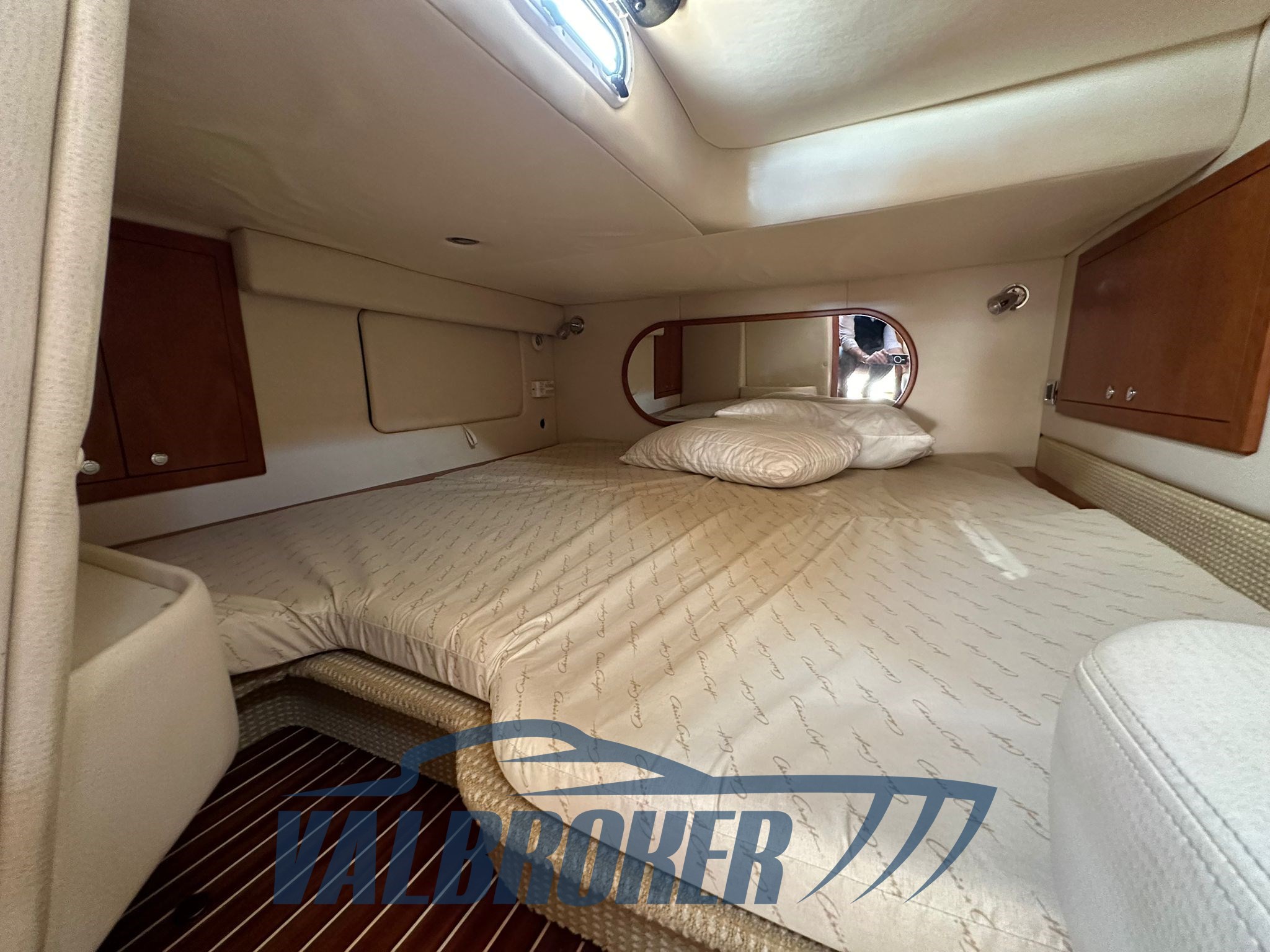 Chris Craft Corsair 36 (13)