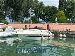 Performance 807 esterni (2)