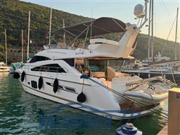 Fairline Squadron 55 2010 (2)