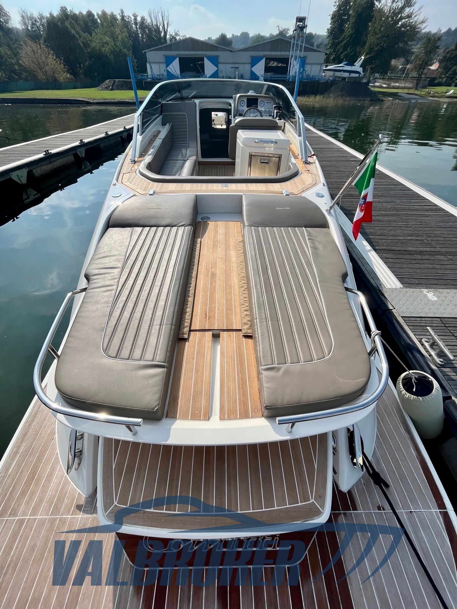 Comitti 5 Brera Passaggio-centrale-3