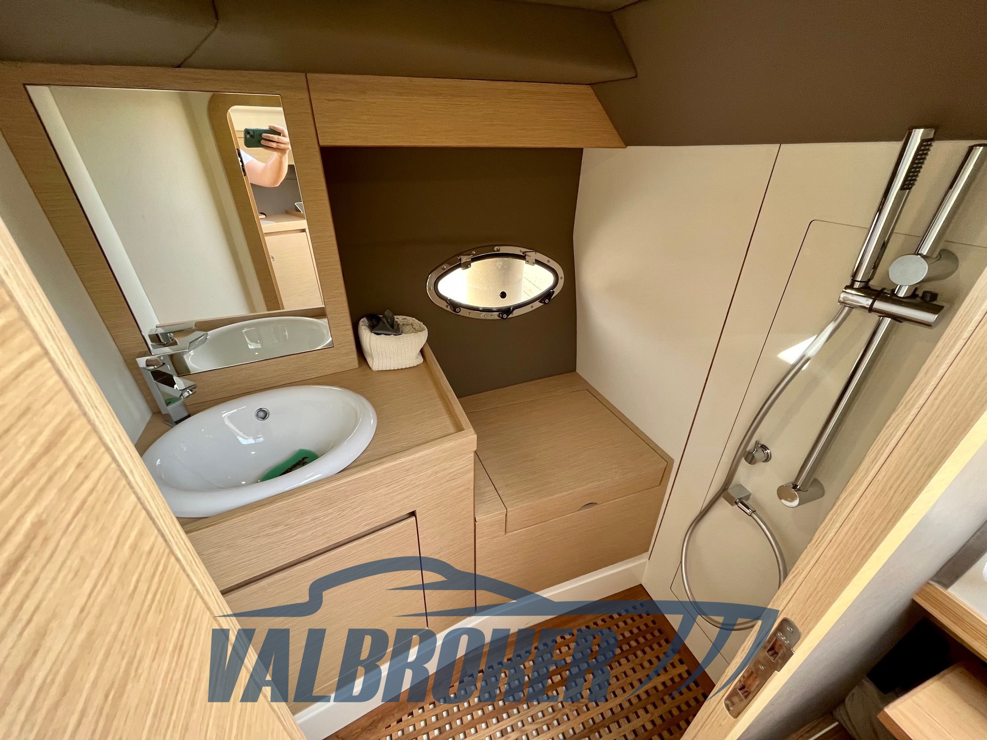 Comitti 25 Brera Bagno