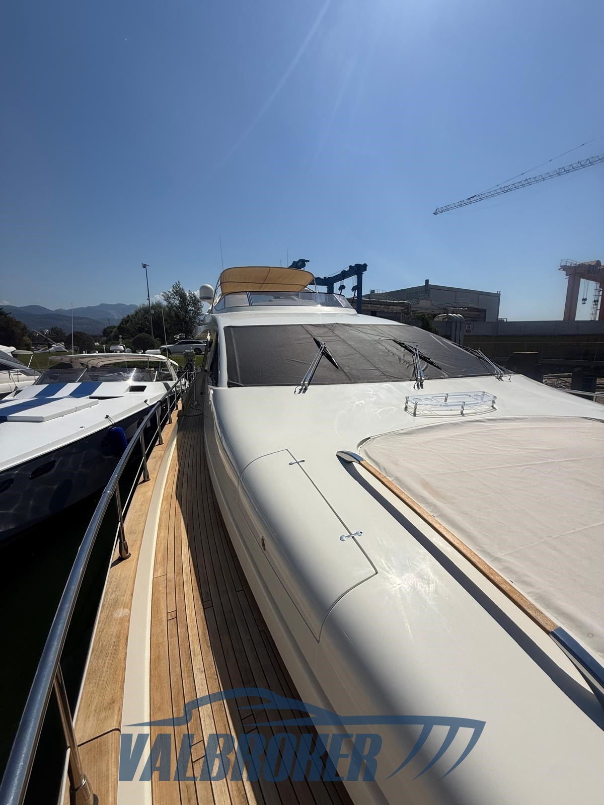 Riva 85 Opera (6)