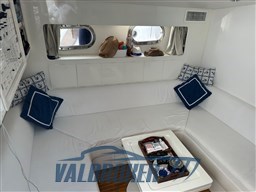 Magnum 53 1992 interni (2)