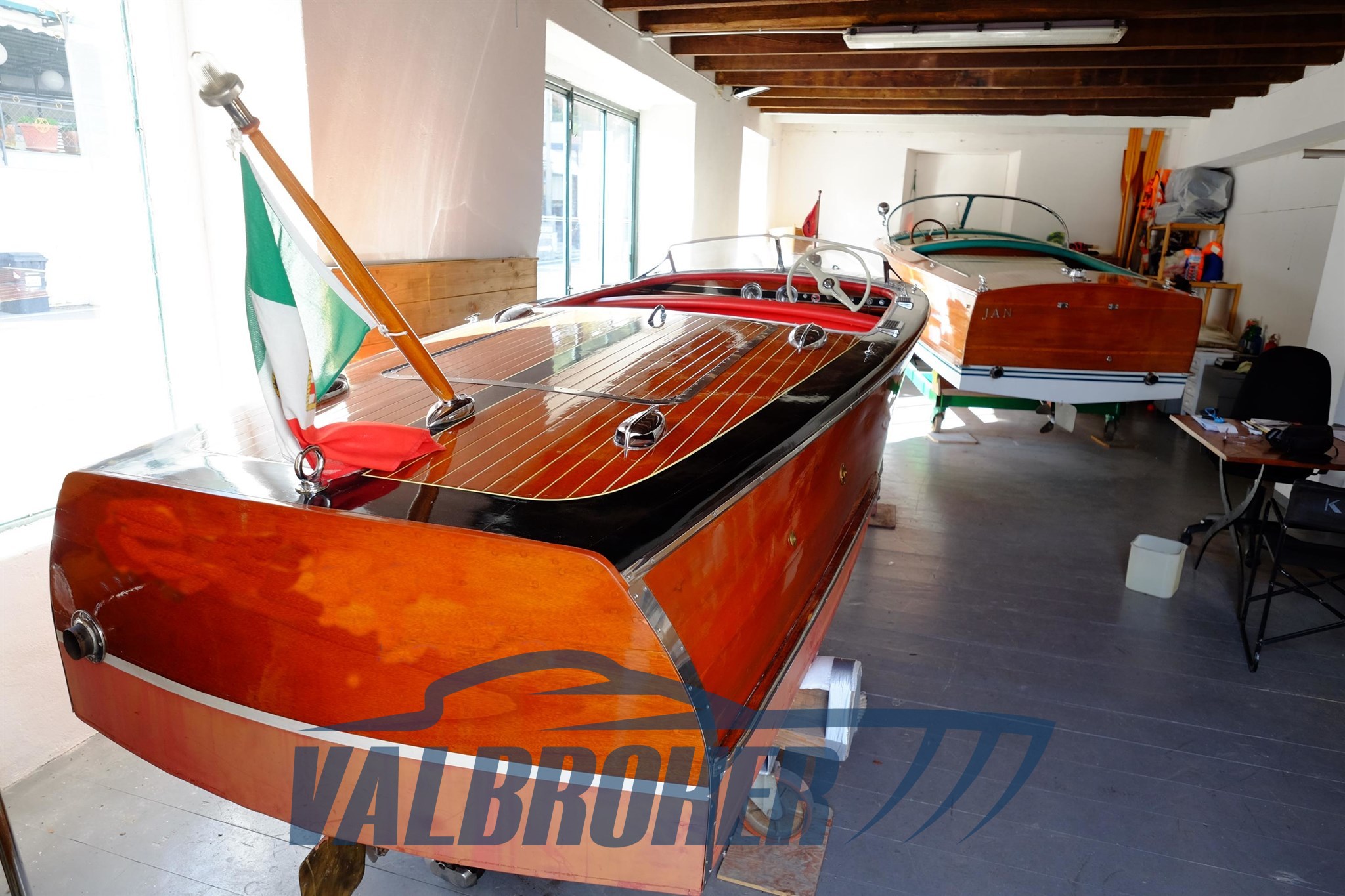 Chris Craft  (7)
