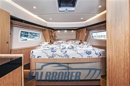 Bavaria 42 virtess interni (4)