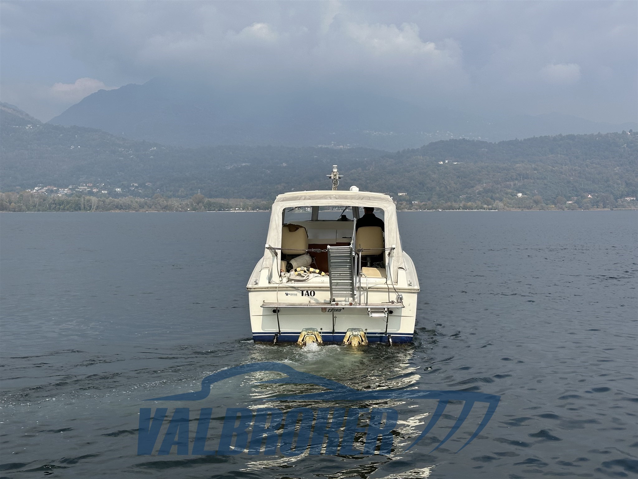 Fjord 32 Esterni (6)