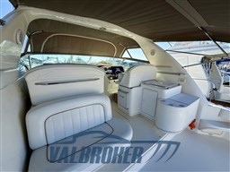 Sea ray 330 Amberjack Valbroker (9)