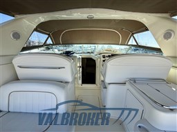 Sea ray 330 Amberjack Valbroker (10)